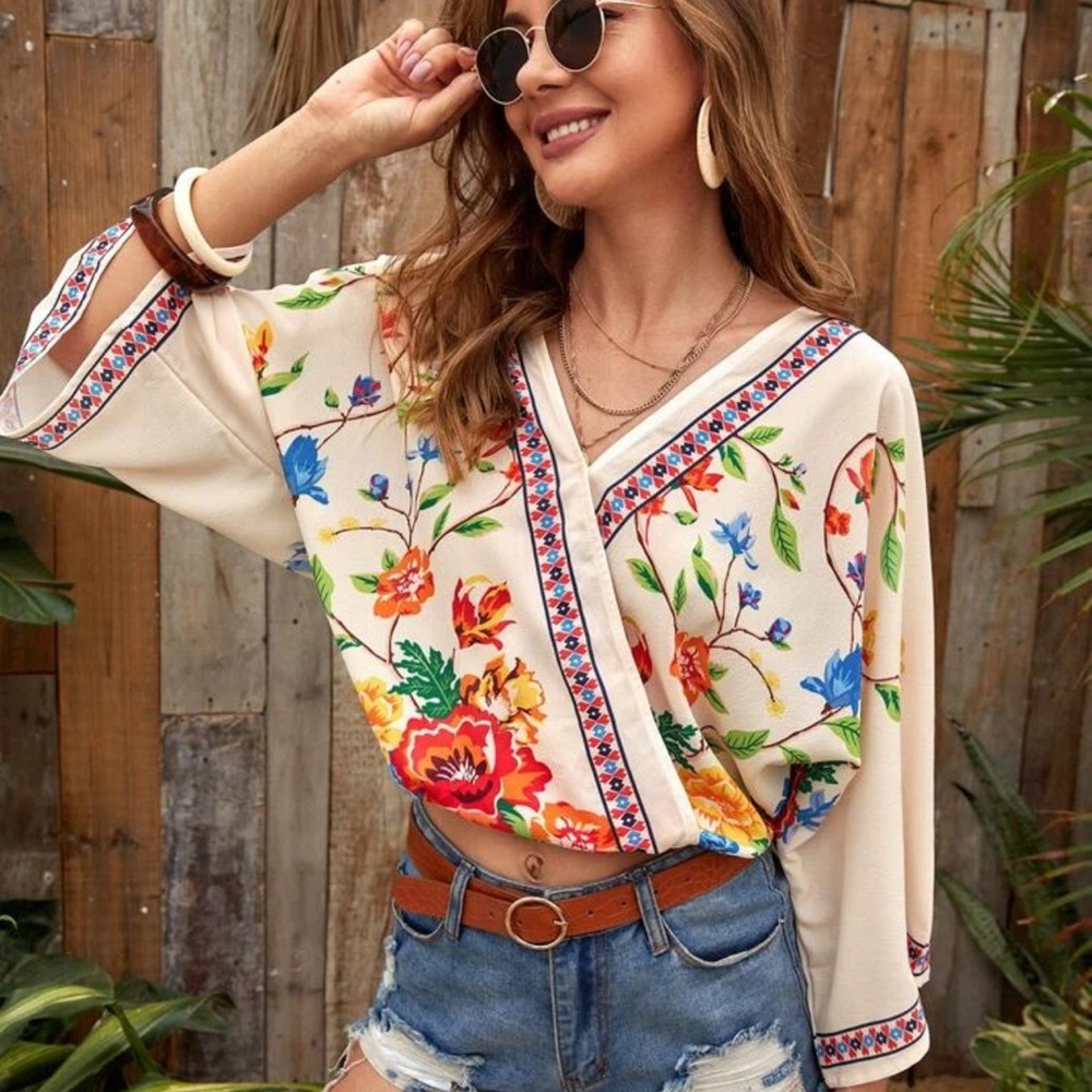Boho floral print crop top faux wrap cream